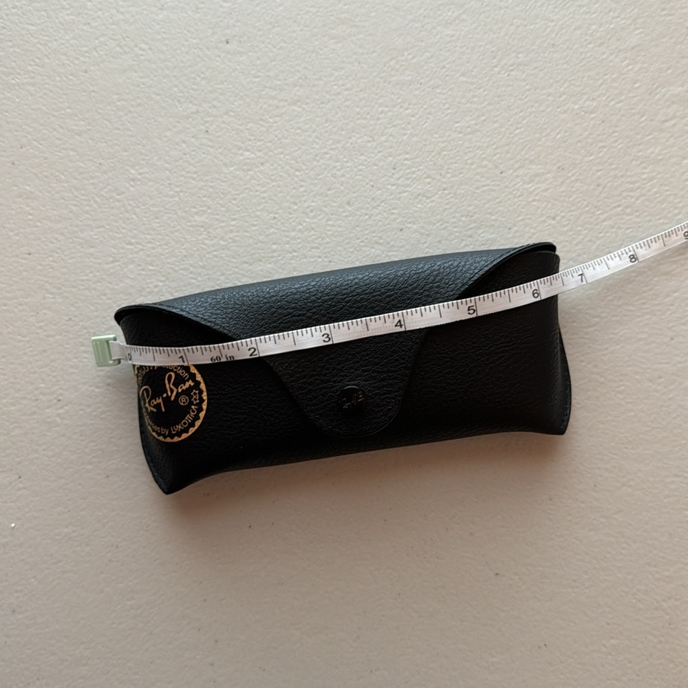 Ray-Ban Sunglasses Case Bundle - Picture 11 of 11